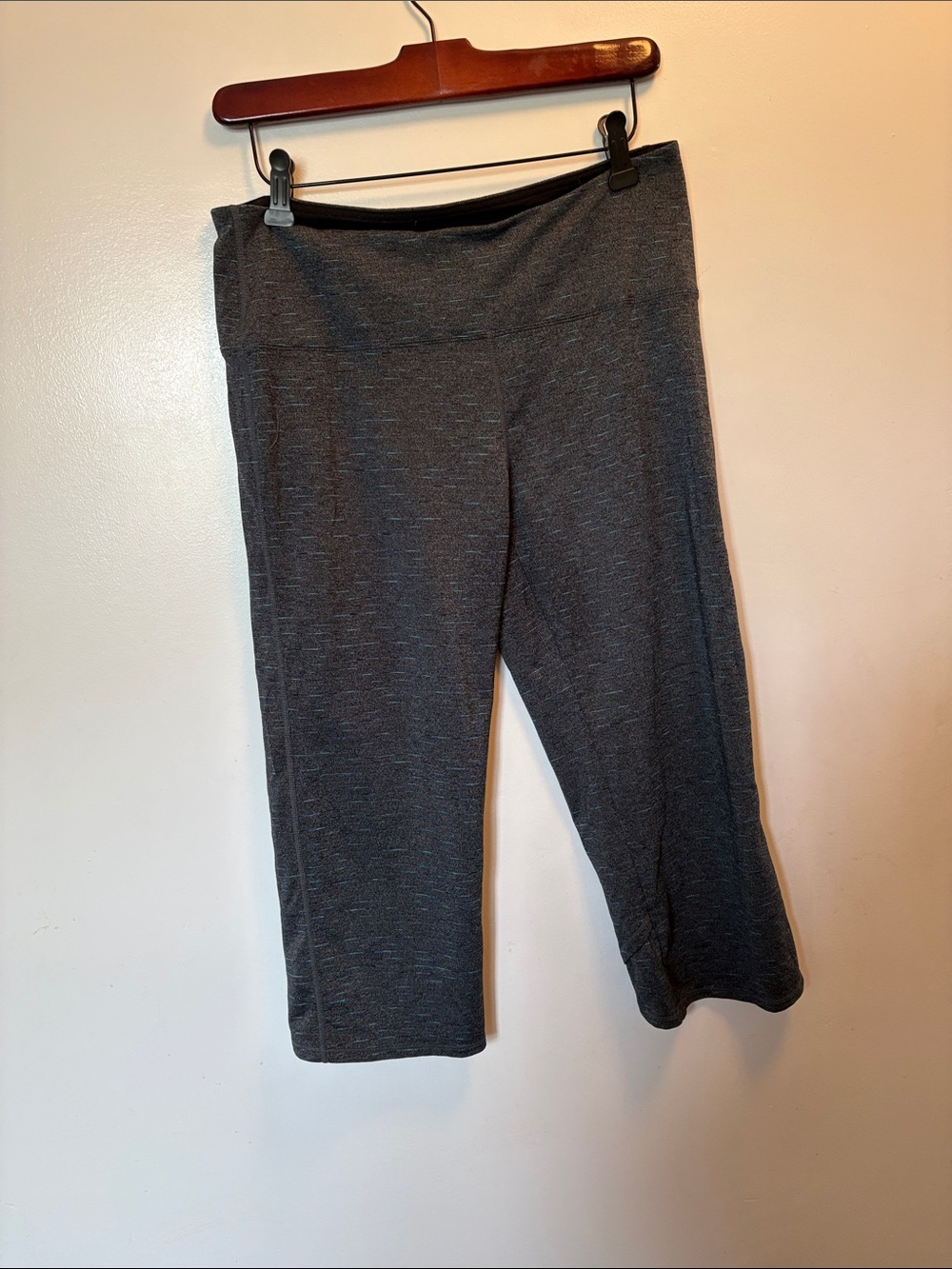 Kirkland Signature Black Heather Active yoga pants with Blue Thread Accents